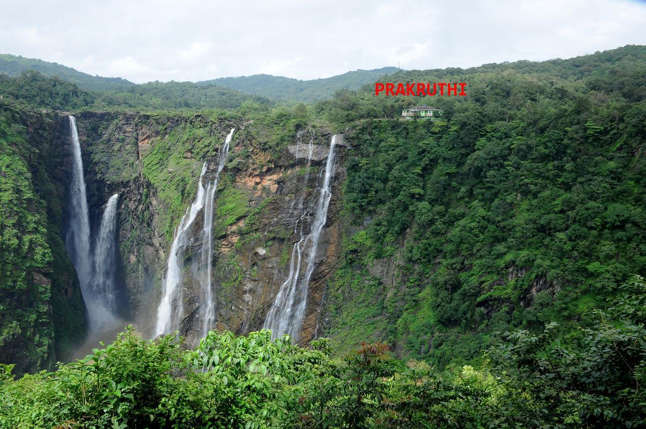 Prakruthi Yatri Nivas Hotel Mavingundi ภายนอก รูปภาพ