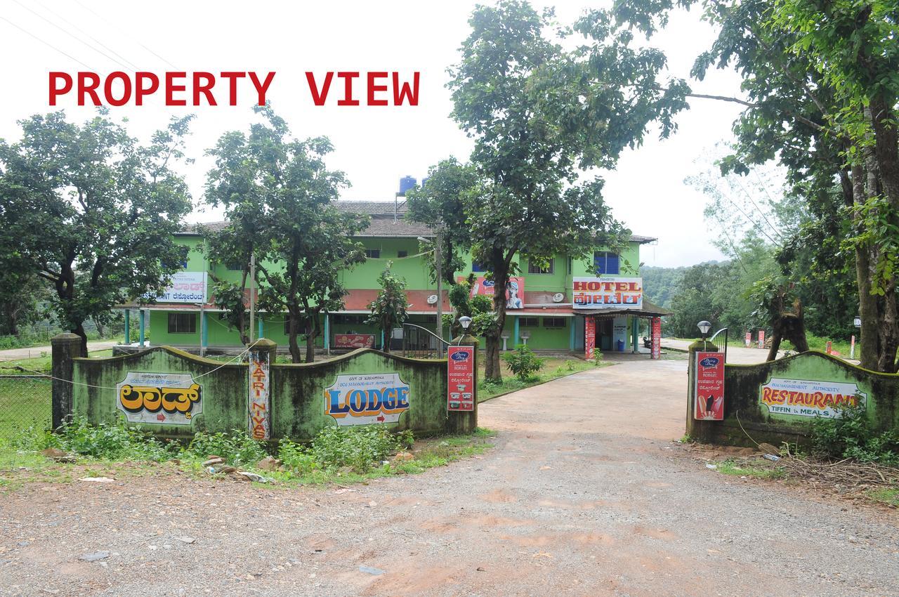 Prakruthi Yatri Nivas Hotel Mavingundi ภายนอก รูปภาพ